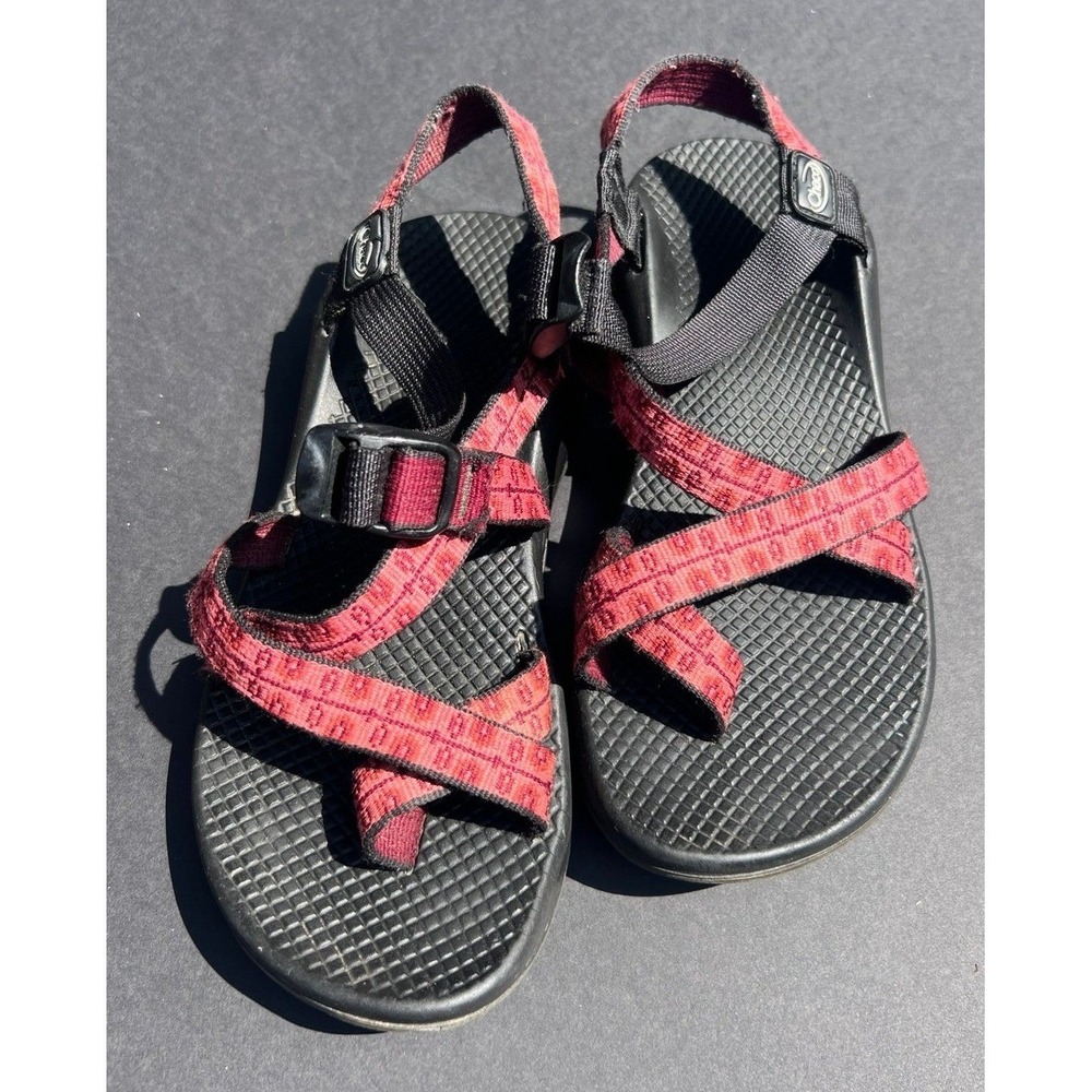 Chaco Z/Cloud 2 Sandals Womens Red Black Geometric Strappy Toe Loop Vibram 10in